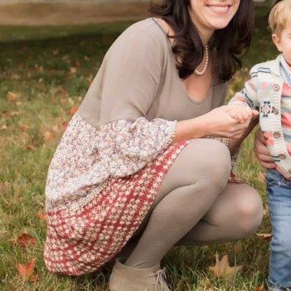 Umgee Boho Print Block, Crochey Trim Shift Tunic Blouse - Size Small - Picture 13 of 14